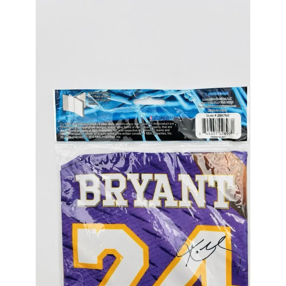 Rare 2010 LOS ANGELES KOBE BRYANT NBA STRETCHABLE FABRIC BOOK COVER NOS